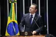 PF investiga se deputado Sóstenes Cavalcante usou cota para alugar carro para filha