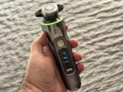 Philips i9000: barbeador com IA custa até R$ 2.500 e promete barba perfeita