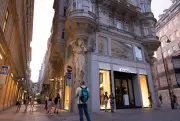 Polícia italiana investiga Chanel e Bulgari por exploração de trabalhadores chineses