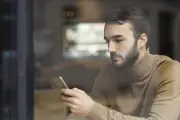Por que usuários fazem pedidos falsos em apps de 'dopamina'