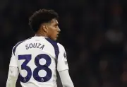 Porto acelera contratação de Souza, ex-Santos, e negocia com Tottenham