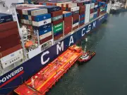 Porto de Santos realiza 1º abastecimento de navio com etanol no Brasil