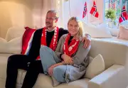 Princesa Mette-Marit reaparece após transplante pulmonar em jogo da Noruega