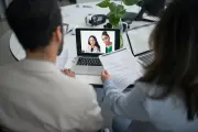 Processos seletivos priorizam comportamento sobre conhecimento técnico