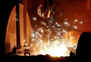 Produção industrial da zona do euro tem melhor trimestre desde 2022