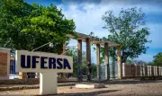 Professor da Ufersa suspenso por certificado falso de vacinação