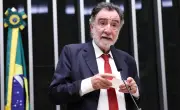 PT anuncia Patrus Ananias candidato ao governo de MG na segunda