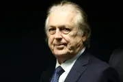 PT de Pernambuco aprova Luciano Bivar como suplente de Humberto Costa