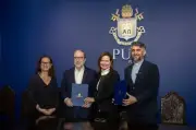 PUC-Rio cria 1ª bolsa perpétua com doação de R$ 2,5 milhões de ex-alunos
