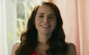 Quem Ama Cuida: Adriana descobre fortuna e fica rica