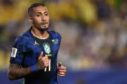 Raphinha volta a treinar e anima torcida para retorno na Copa 2026