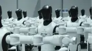 Robôs humanoides montam 3 mil tablets em 10 horas na China