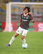 Ruan Sales: conheça o volante de 18 anos que estreou no Fluminense