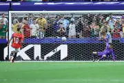 Salah marca cavadinha e Egito elimina Austrália nas oitavas da Copa