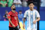 Salah negocia com Besiktas após deixar Liverpool e Copa do Mundo