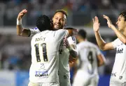 Santos goleia UCV e avança às oitavas da Sul-Americana