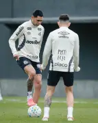 Santos regulariza Caballero e aguarda propostas após Copa