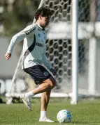Santos se prepara para enfrentar o Botafogo com novidades e desfalques