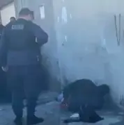 Sargento da PM preso após fugir em carro roubado e bater em muro