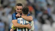 Scaloni exalta 'grupo único' após virada épica contra Inglaterra na semi da Copa