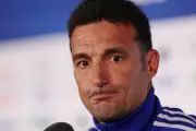Scaloni pede que rivalidade política não afete semifinal contra Inglaterra