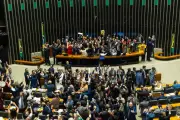 Sem acordo, Câmara adia votação do novo teto do MEI para 2024