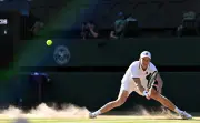 Sinner vence Zverev e conquista bicampeonato em Wimbledon