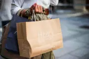 Sites de dopamina simulam compras e prometem prazer sem gasto real