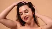 Skinificação capilar: couro cabeludo é o novo foco dos cuidados