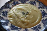 Sopa creme de batata doce: receita para se aquecer no frio