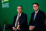 STM adia julgamento de expulsão de Bolsonaro das Forças Armadas