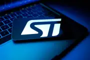 STMicroelectronics tem lucro abaixo do esperado e ações caem 14%