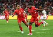 Suíça vence Argélia por 2 a 0 e avança às oitavas da Copa 2026