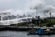Taiwan se prepara para tufão Bavi com milhares de evacuados e apagões