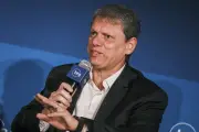 Tarcísio de Freitas: Ascensão e Desvinculação na Política Brasileira
