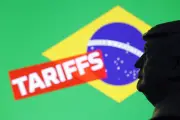 Tarifa de 25% dos EUA entra em vigor, mas Ibovespa sobe forte