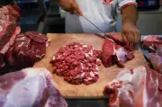 Tarifaço dos EUA vs. China: diferenças e impactos no Brasil