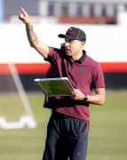 Técnico Roger vê falta de capricho e aposta em Terans para resolver