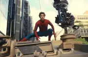 Tom Holland admite vergonha de filmes que promoveu e celebra fase atual