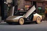 Tom otimista da Tesla sobre robotáxis muda de direção