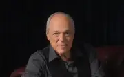 Toquinho aos 80: artista celebra aniversário focado em tecnologia