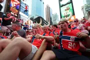 Torcidas da Copa do Mundo 2026: remada viking, estátua e Bangladesh