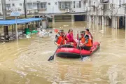 Tornados e tempestades deixam 15 mortos e centenas de feridos na China