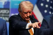 Trump anuncia novos ataques ao Irã e cita instalação nuclear