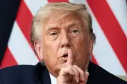 Trump diz que negociações com Irã continuam, mas alerta que cessar-fogo acabou