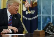 Trump diz ter tido conversa 'muito boa' com novo premiê britânico