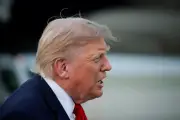Trump jura cobrar alto preço por morte de militares dos EUA no Irã