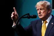Trump prepara nova rodada de tarifas contra dezenas de países