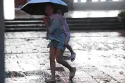 Tufão Bavi enfraquece para tempestade tropical após atingir leste da China