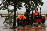 Tufão Noul atinge China com ventos de furacão e evacuação de 800 mil